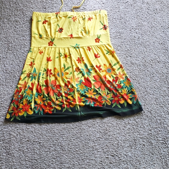 M.K.M Designs Women top - Picture 2 of 5